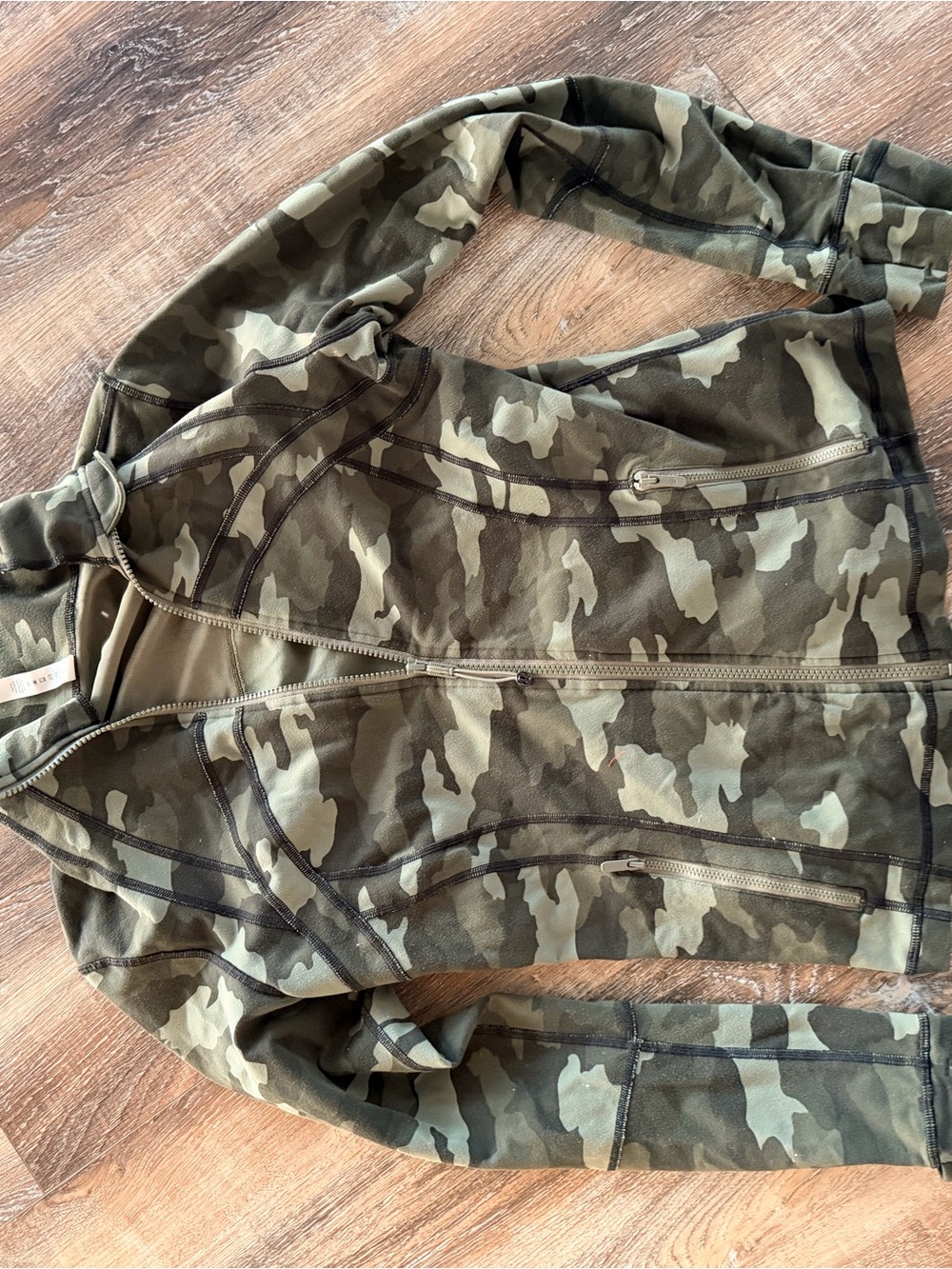 Lululemon Camo Zip-Up Hoodie Jacket - Green Camouflage